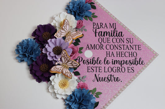 Para Mi Familia Graduation Cap Topper