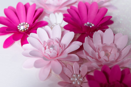 READY TO SHIP – J. XOXO Wooden Die – Daisy Inspired Flowers