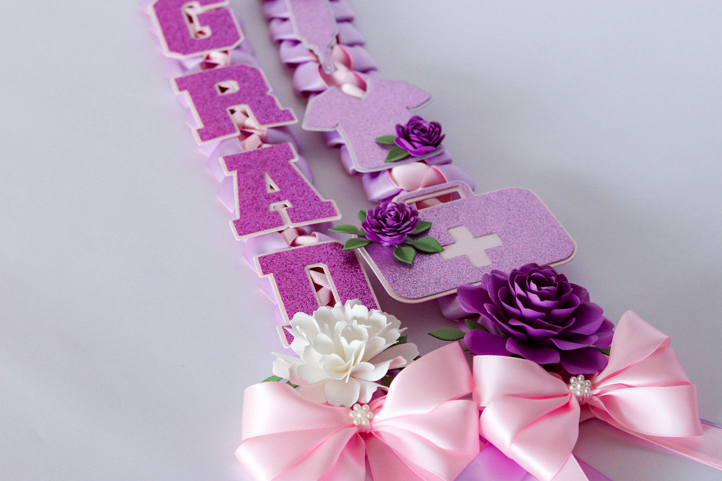 Heroes in Scrubs Graduation Ribbon Lei