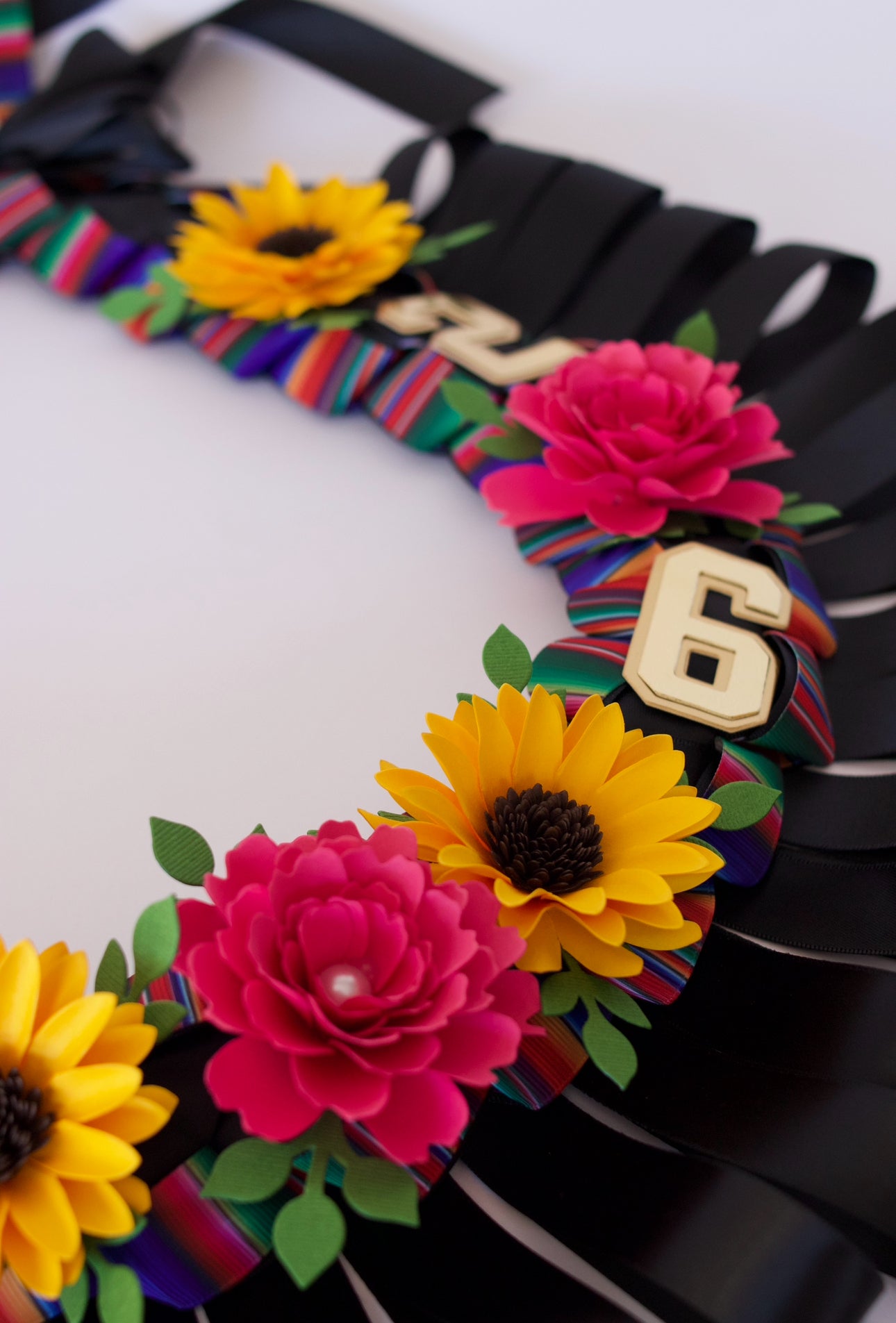 Sarape Bloom 2026 Graduation Lei